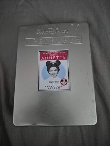 Walt disney treasures - disney,